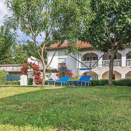 3 Bedroom Awesome Apartment In Pavicini Exterior photo
