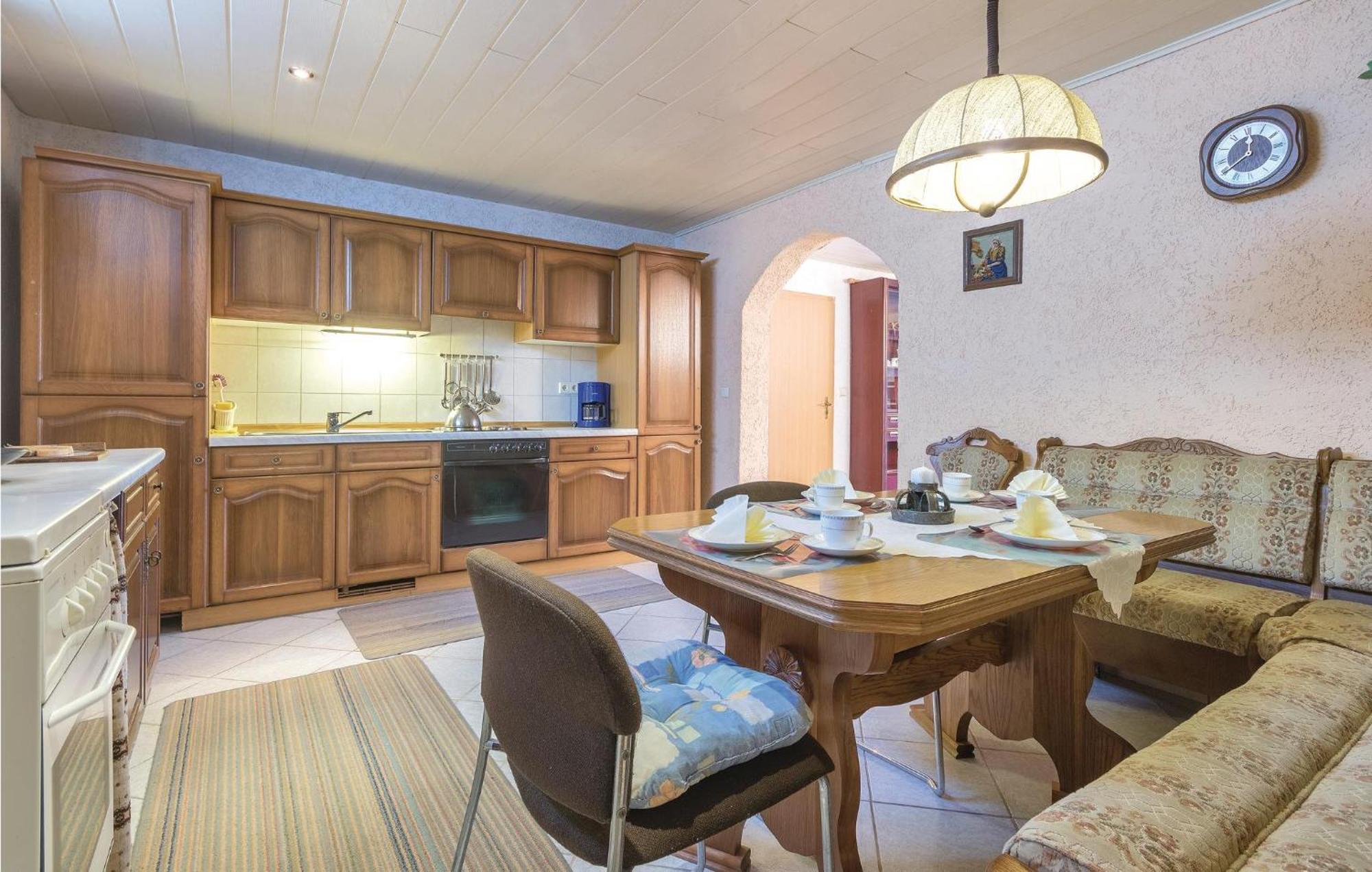 3 Bedroom Awesome Apartment In Pavicini Exterior photo