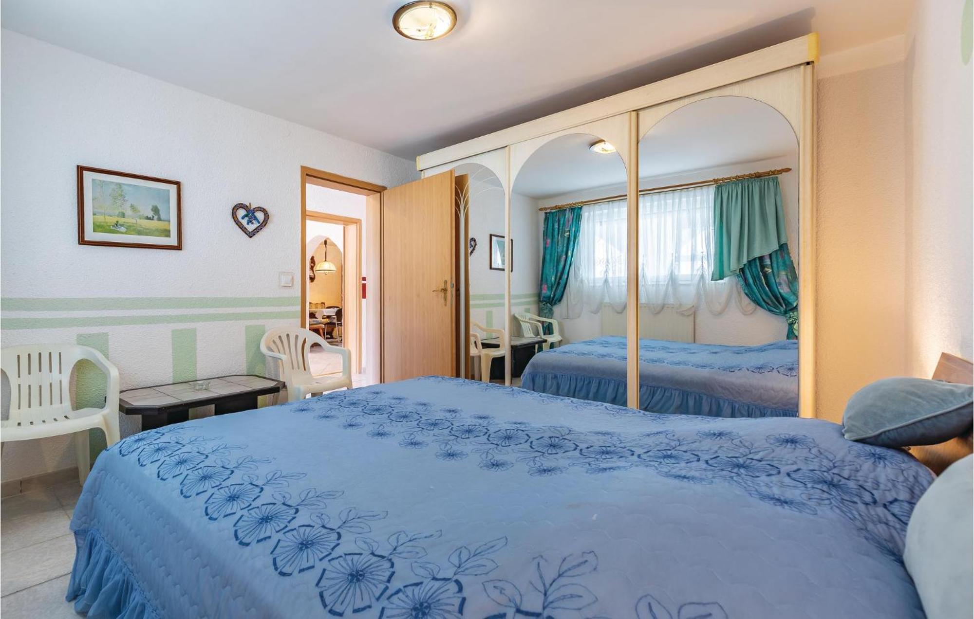 3 Bedroom Awesome Apartment In Pavicini Exterior photo